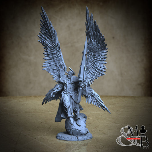 Justiciar Angels - Male - Posa 1